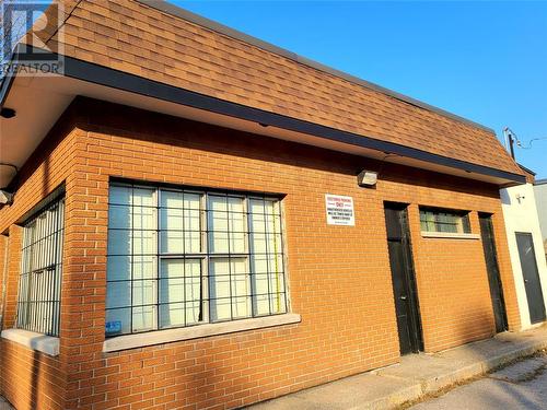 220 Christina Street South, Sarnia, ON 