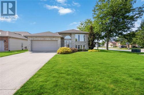 329 Parkside Drive, Petrolia, ON - Outdoor With Facade