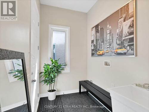 1193 Wickham Road, Innisfil, ON - Indoor Photo Showing Other Room