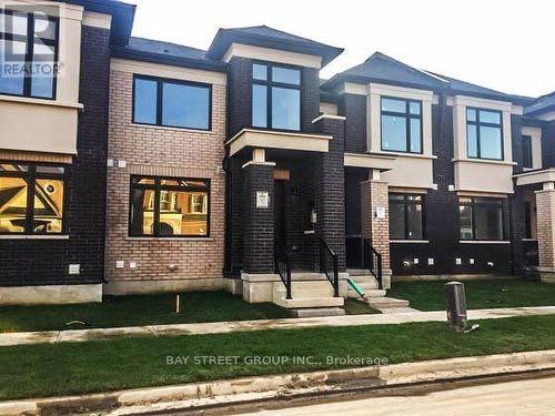 18 Military Crescent, Brampton, ON - Outdoor With Facade