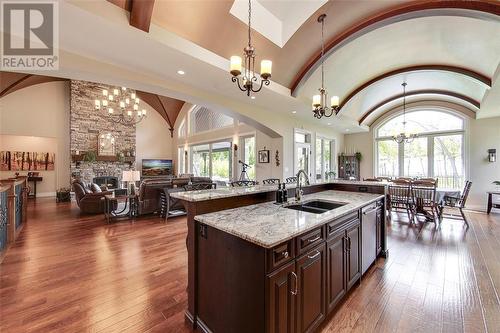 4005 Cullen Drive, Plympton-Wyoming, ON - Indoor Photo Showing Kitchen With Double Sink