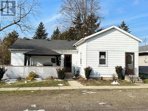 258 William Street, Chatham-Kent, ON - Outdoor With Deck Patio Veranda