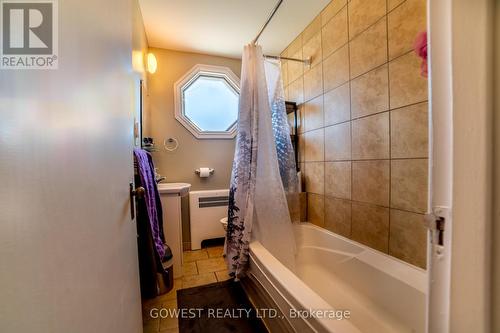 99 Douglas Street, Greater Sudbury, ON - Indoor Photo Showing Bathroom