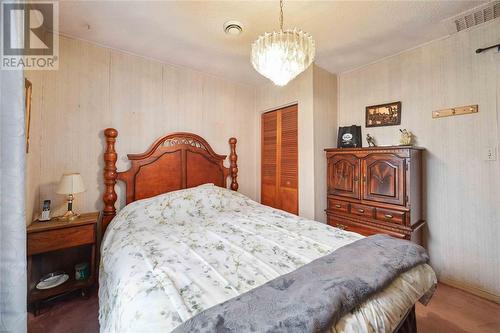 103 Walnut Avenue North, Sarnia, ON - Indoor Photo Showing Bedroom