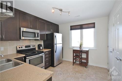 266 Espin Heights, Ottawa, ON - Indoor Photo Showing Kitchen With Stainless Steel Kitchen With Double Sink