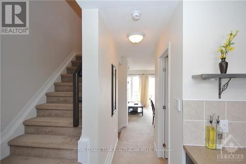 266 Espin Heights, Ottawa, ON - Indoor Photo Showing Other Room