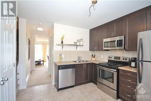 266 Espin Heights, Ottawa, ON - Indoor Photo Showing Kitchen With Stainless Steel Kitchen With Double Sink