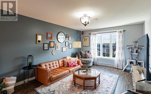 82 Seascape Drive, Paradise, NL - Indoor Photo Showing Living Room