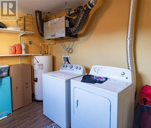 82 Seascape Drive, Paradise, NL - Indoor Photo Showing Laundry Room