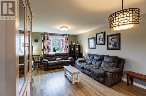 82 Seascape Drive, Paradise, NL - Indoor Photo Showing Living Room