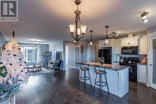 82 Seascape Drive, Paradise, NL - Indoor Photo Showing Kitchen