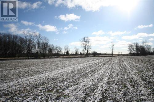 12414 County 43 Road, Winchester, ON 