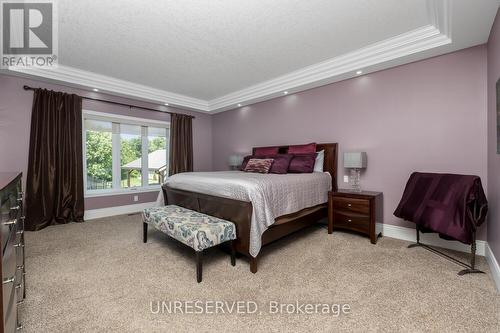 44 Leenders Lane, Erin, ON - Indoor Photo Showing Bedroom