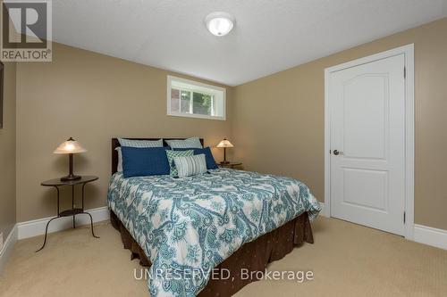 44 Leenders Lane, Erin, ON - Indoor Photo Showing Bedroom