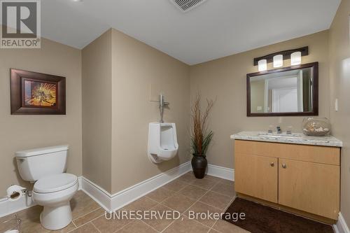 44 Leenders Lane, Erin, ON - Indoor Photo Showing Bathroom