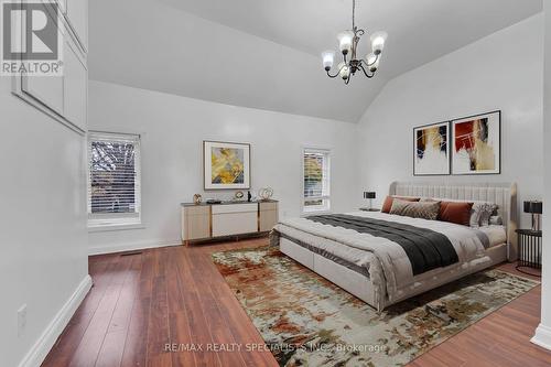 354 Crowland Avenue, Welland, ON - Indoor Photo Showing Bedroom