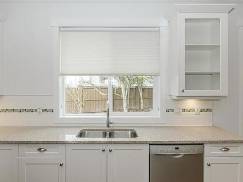 10296 Sparling Pl, Sidney, BC - Indoor Photo Showing Kitchen With Double Sink