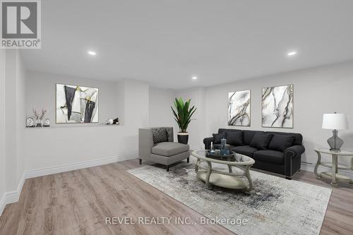 6362 Galaxy Drive, Niagara Falls, ON - Indoor Photo Showing Living Room