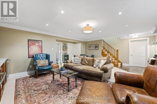 58 Garrison Village Drive, Niagara-On-The-Lake, ON - Indoor Photo Showing Living Room