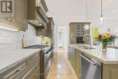 58 Garrison Village Drive, Niagara-On-The-Lake, ON - Indoor Photo Showing Kitchen With Double Sink With Upgraded Kitchen