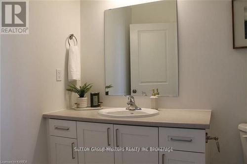 263 Pratt Drive, Loyalist (Amherstview), ON - Indoor Photo Showing Bathroom