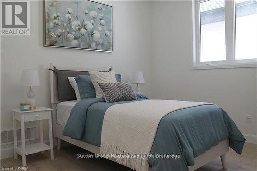 263 Pratt Drive, Loyalist (Amherstview), ON - Indoor Photo Showing Bedroom