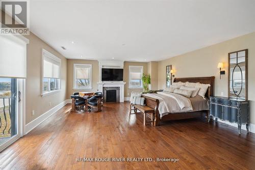 5785 Halls Road N, Whitby, ON - Indoor Photo Showing Bedroom