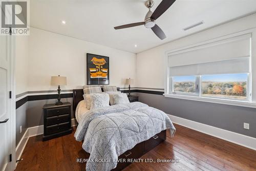 5785 Halls Road N, Whitby, ON - Indoor Photo Showing Bedroom