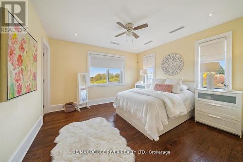 5785 Halls Road N, Whitby, ON - Indoor Photo Showing Bedroom