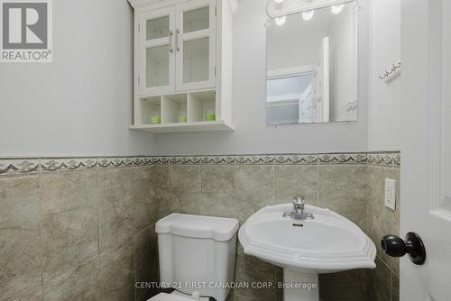 105 - 1095 Jalna Boulevard, London, ON - Indoor Photo Showing Bathroom