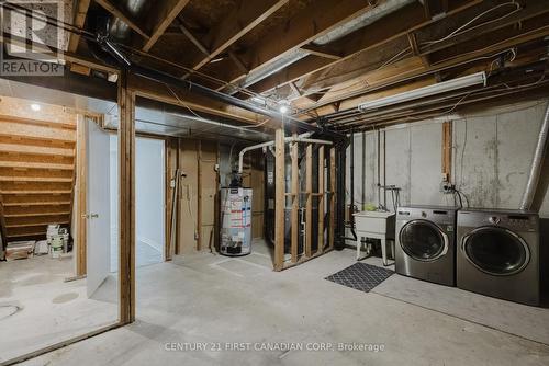 105 - 1095 Jalna Boulevard, London, ON - Indoor Photo Showing Laundry Room