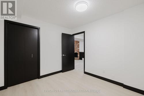 58 Greenfield Drive, London, ON - Indoor Photo Showing Other Room