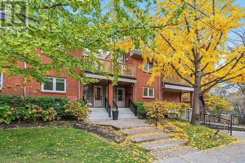 5 - 369 Albany Avenue, Toronto, ON - Outdoor