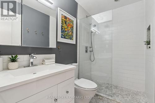 5 - 369 Albany Avenue, Toronto, ON - Indoor Photo Showing Bathroom