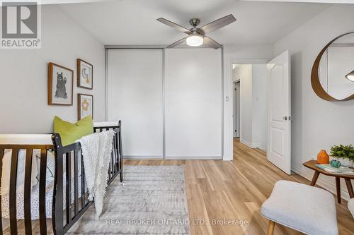 5 - 369 Albany Avenue, Toronto, ON - Indoor Photo Showing Bedroom