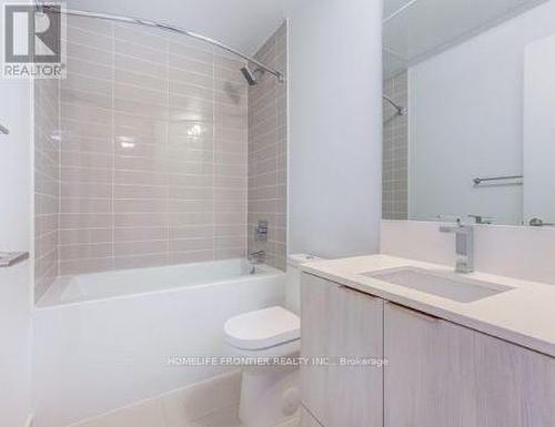 2709 - 181 Dundas Street, Toronto, ON - Indoor Photo Showing Bathroom