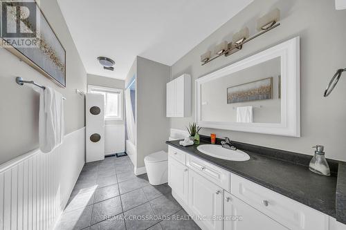 67 Alden Square, Ajax, ON - Indoor Photo Showing Laundry Room