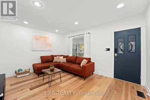 48 Westbrook Avenue, Toronto, ON - Indoor Photo Showing Living Room