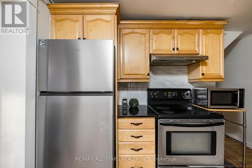 7050 Concession 6 Road, Uxbridge, ON - Indoor Photo Showing Kitchen