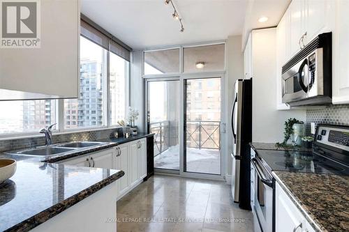 2110 - 5229 Dundas Street W, Toronto, ON - Indoor Photo Showing Kitchen With Double Sink With Upgraded Kitchen