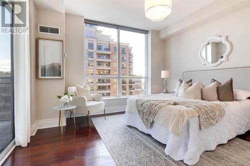 2110 - 5229 Dundas Street W, Toronto, ON - Indoor Photo Showing Bedroom