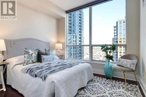 2110 - 5229 Dundas Street W, Toronto, ON - Indoor Photo Showing Bedroom