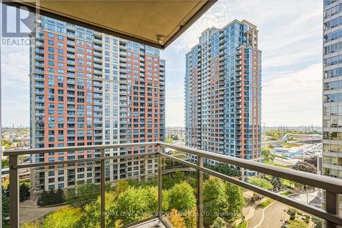 2110 - 5229 Dundas Street W, Toronto, ON - Outdoor With Balcony