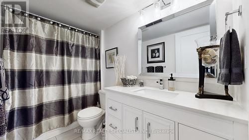 211 - 5100 Winston Churchill Boulevard, Mississauga, ON - Indoor Photo Showing Bathroom