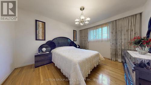 149 Sharpecroft Boulevard, Toronto, ON - Indoor Photo Showing Bedroom