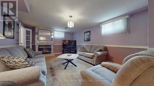 149 Sharpecroft Boulevard, Toronto, ON - Indoor Photo Showing Living Room With Fireplace