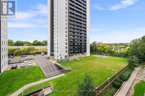 405 - 2464 Weston Road, Toronto, ON - Outdoor