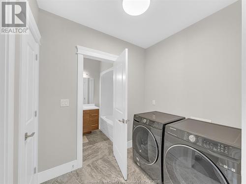 191 East Puce Road Unit# 4, Lakeshore, ON - Indoor Photo Showing Laundry Room