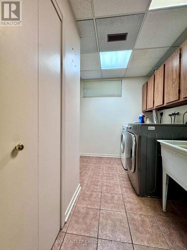 185 Croatia Avenue, Timmins (Gold Centre), ON - Indoor Photo Showing Laundry Room