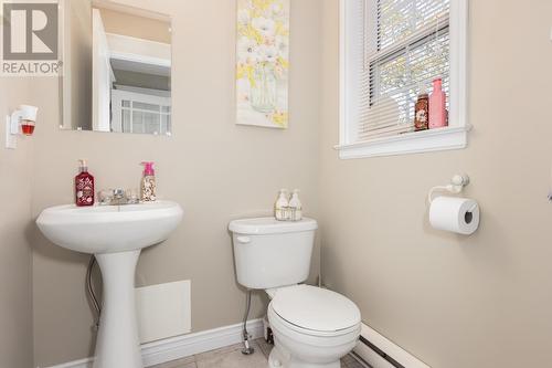 67 1/2 Bay Bulls Road, St. John'S, NL - Indoor Photo Showing Bathroom